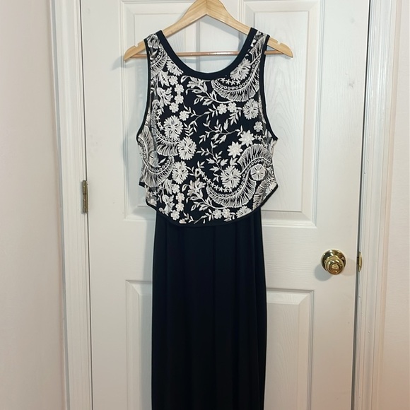 Karen Kane Black Embroidered Maxi Dress, Stretchy, Small - Picture 8 of 9